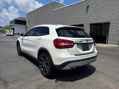 Used 2017 Mercedes-Benz GLA 250 image 3