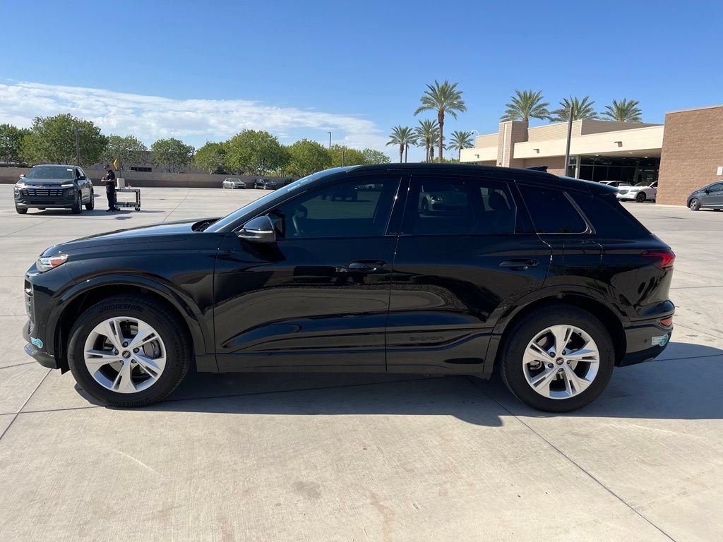 Used 2025 Audi Q6 e-tron Premium Plus w/ Premium Plus RWD image 39