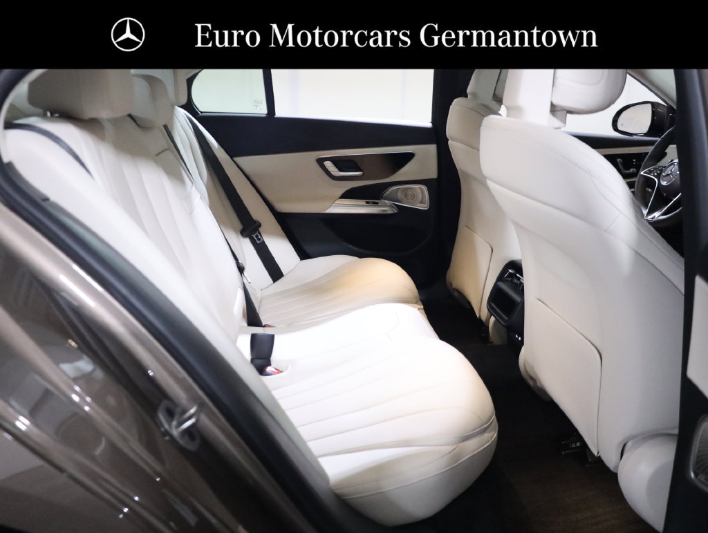 Used 2026 Mercedes-Benz E 350 4MATIC Sedan image 49