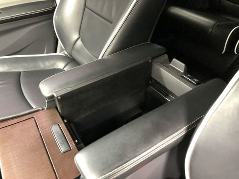 Used 2021 Toyota Sienna XLE FWD image 26