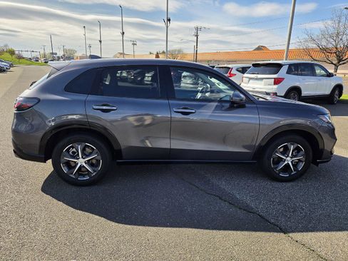 Used 2025 Honda HR-V EX-L image 5