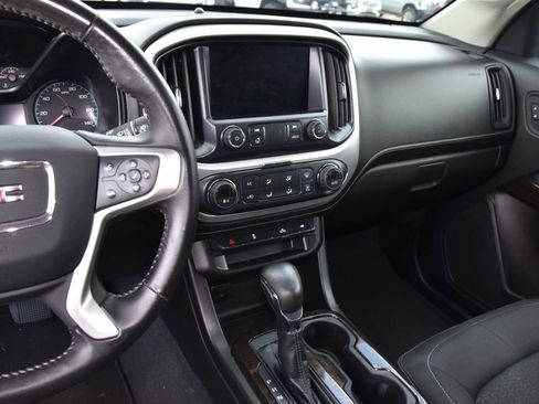 Used 2022 GMC Canyon Elevation w/ Trailering Package RWD image 9