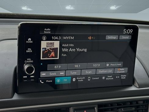 New 2025 Honda Pilot EX-L image 19