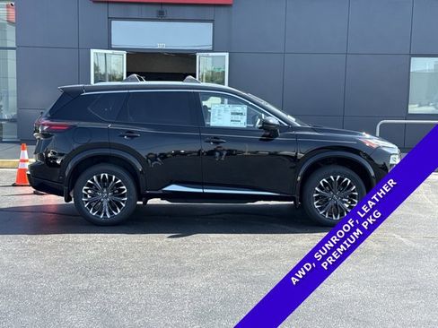 New 2026 Nissan Rogue Platinum w/ Platinum Premium Package image 2