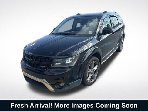 Used 2018 Dodge Journey Crossroad image 1