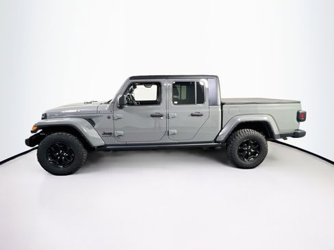 Used 2023 Jeep Gladiator Sport AWD/4WD image 8