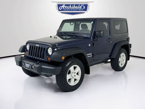 Used 2013 Jeep Wrangler Sport AWD/4WD image 3