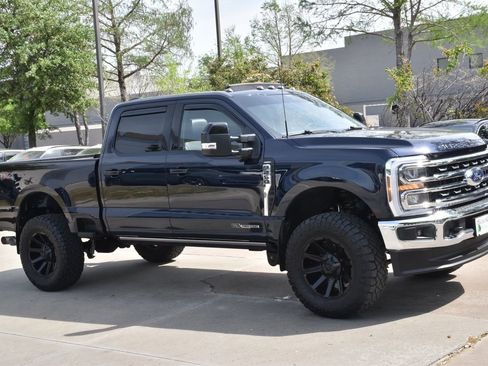 Used 2025 Ford F250 Lariat image 5