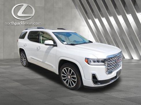 Used 2020 GMC Acadia Denali w/ Technology Package FWD image 5