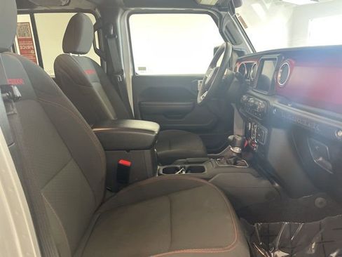 Used 2023 Jeep Wrangler Unlimited Rubicon image 25