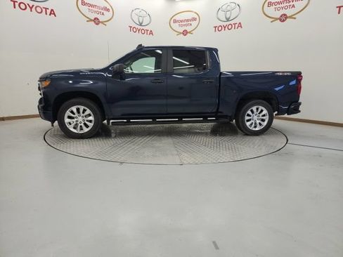 Used 2022 Chevrolet Silverado 1500 Custom AWD/4WD image 5