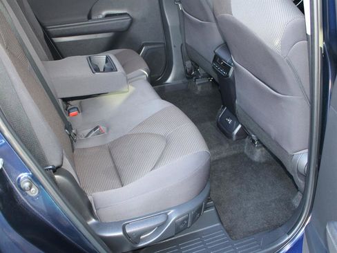 Used 2023 Toyota Highlander LE image 49