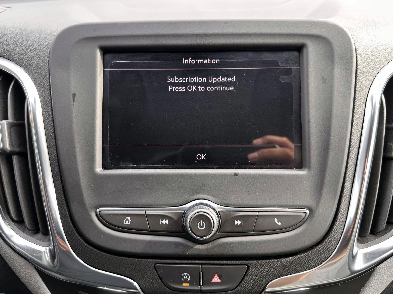 Used 2023 Chevrolet Equinox LS w/ LS Convenience Package AWD/4WD image 21