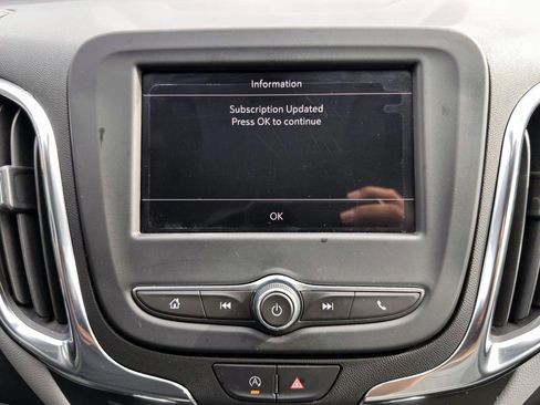 Used 2023 Chevrolet Equinox LS w/ LS Convenience Package AWD/4WD image 21