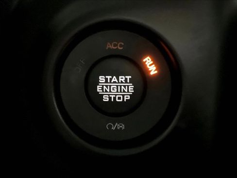 Used 2022 Jeep Wrangler Unlimited Sahara w/ Cold Weather Group image 36