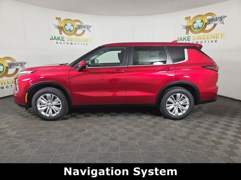 New 2026 Mitsubishi Outlander ES image 4