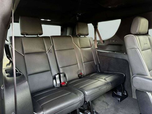 Used 2025 Cadillac Escalade ESV Sport w/ Touring Package AWD/4WD image 46