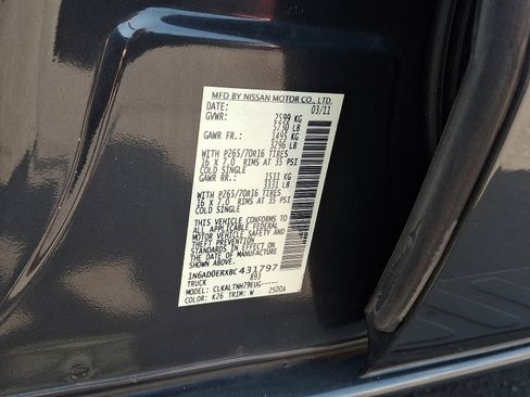 Used 2011 Nissan Frontier SV RWD image 17