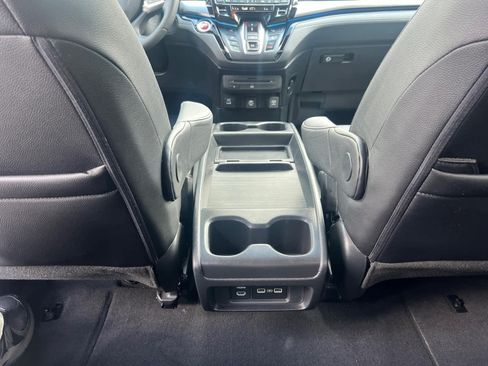 Used 2024 Honda Odyssey Touring image 31