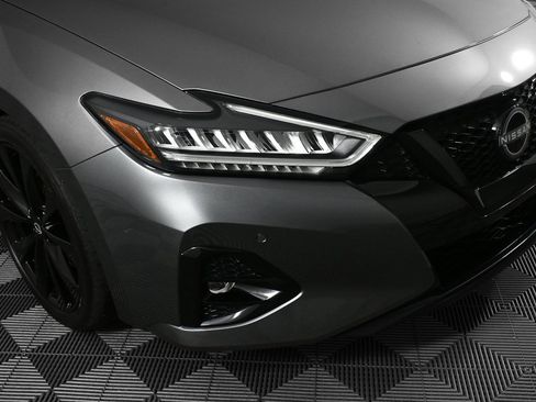 Used 2023 Nissan Maxima SR w/ Sport Mat Group image 33