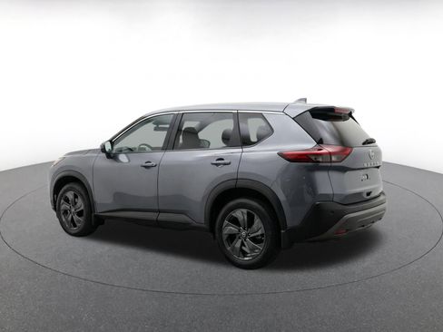 Used 2025 Nissan Rogue SV FWD image 7