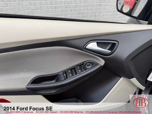 Used 2014 Ford Focus SE w/ SE Winter Package FWD image 14