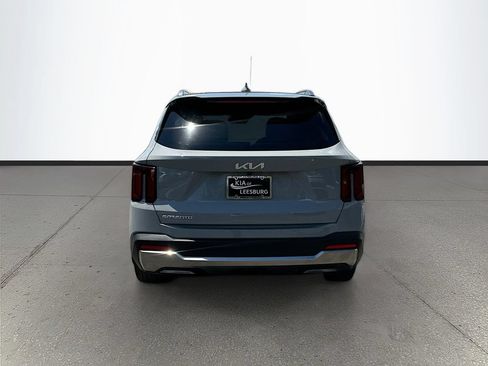 Certified 2025 Kia Sorento SX FWD image 6