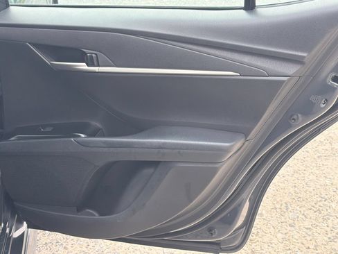 Used 2025 Toyota Camry SE w/ Convenience Package FWD image 16