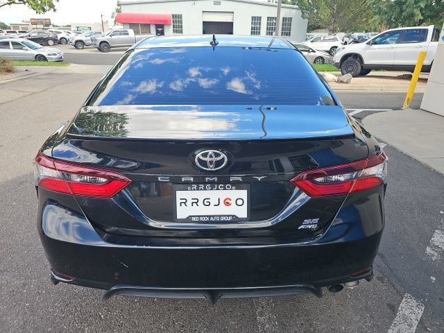 Used 2021 Toyota Camry SE AWD/4WD image 6