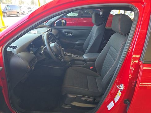 Used 2025 Honda HR-V Sport image 22