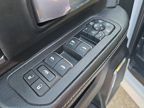 Used 2026 RAM 2500 Laramie image 39