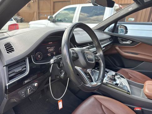 Used 2018 Audi Q7 3.0T Prestige AWD/4WD image 6