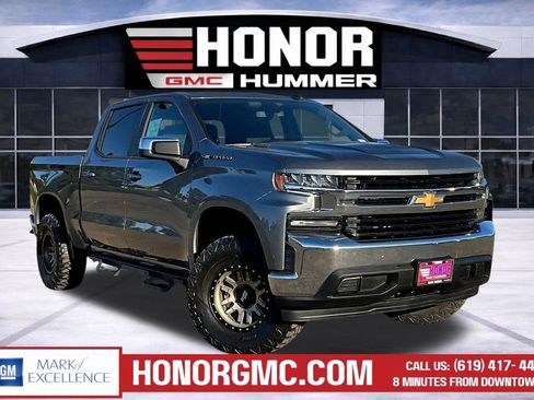 Used 2022 Chevrolet Silverado 1500 LT image 1