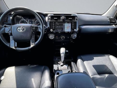 Used 2021 Toyota 4Runner TRD Off-Road Premium w/ Moonroof Package AWD/4WD image 10
