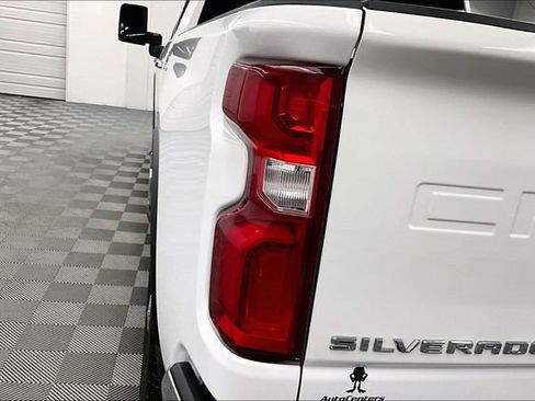 Used 2024 Chevrolet Silverado 3500 LTZ image 34