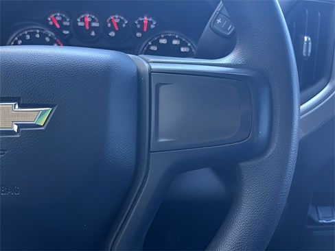 Used 2022 Chevrolet Silverado 1500 Custom image 18