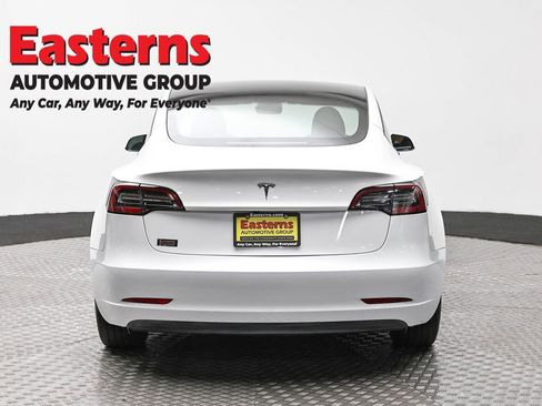 Used 2023 Tesla Model 3 Standard Range image 6
