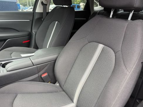 Used 2025 Hyundai Sonata SEL FWD image 8