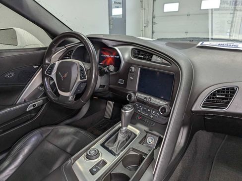 Used 2019 Chevrolet Corvette Stingray Convertible w/ 1LT RWD image 37