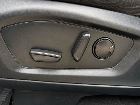 Certified 2022 Ford Explorer XLT AWD/4WD image 25