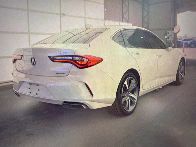 Used 2023 Acura TLX w/ Advance Package AWD/4WD image 3