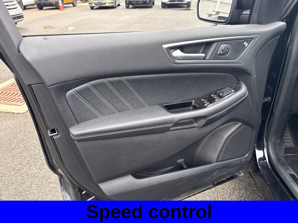 Used 2019 Ford Edge ST AWD/4WD image 14