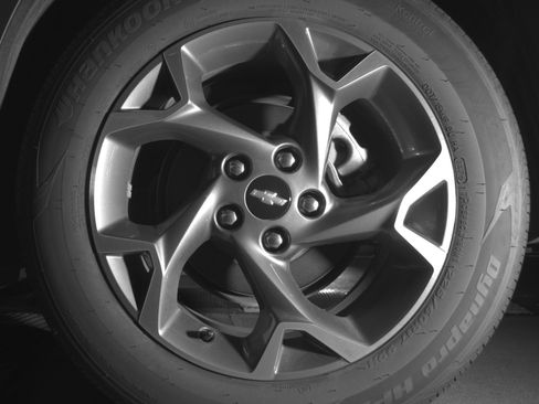 Used 2025 Chevrolet Trax LT w/ LT Convenience Package image 14