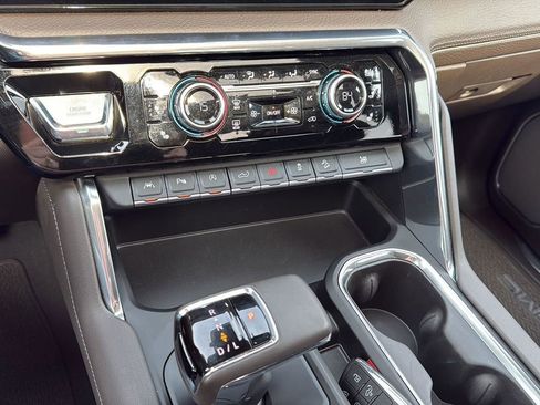 Used 2024 GMC Sierra 1500 Denali w/ Denali Reserve Package image 20