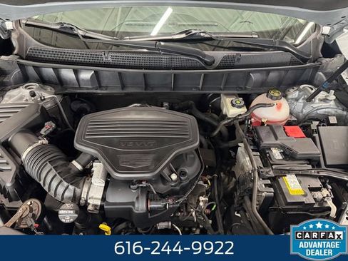 Used 2018 Cadillac XT5 Luxury w/ Driver Awareness Package AWD/4WD image 6