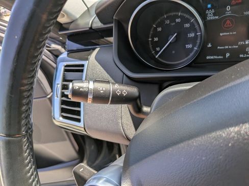 Used 2019 Land Rover Discovery SE AWD/4WD image 33