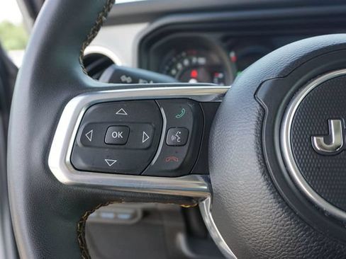 Used 2024 Jeep Wrangler Unlimited Sahara AWD/4WD image 24