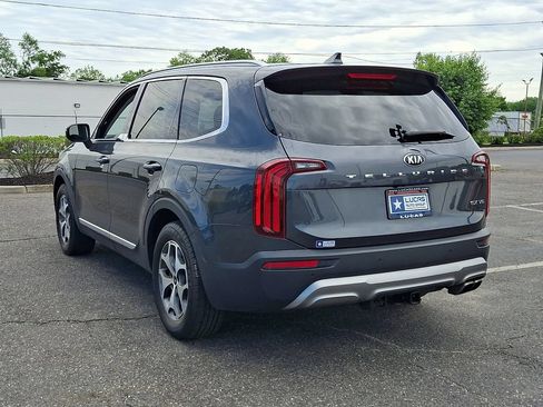 Used 2020 Kia Telluride EX w/ Towing Package FWD image 9