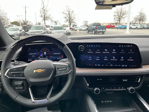 New 2026 Chevrolet Tahoe High Country AWD/4WD image 18