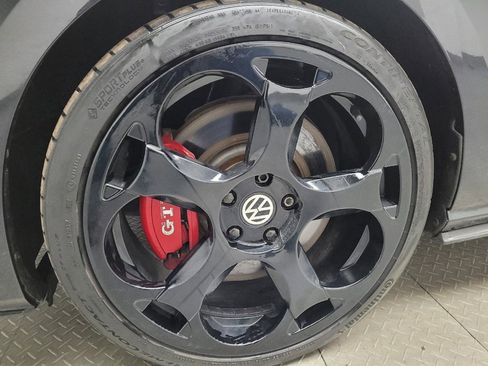 Used 2016 Volkswagen GTI SE w/ Lighting Package (SEL) image 31